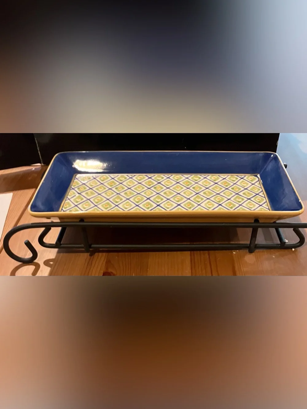 NWOT Pfaltzgraff Villa Della Luna Sled Server 11” Tray w/Iron Stand Rare